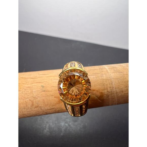 Champagne and white CZ gold over sterling ring size 8 - Picture 4 of 11